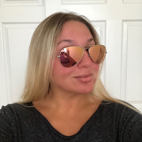 RAY BAN AVIATOR SUNGLASSES - Picture 8 of 10